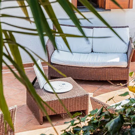 Oda ve Kahvaltı Il Carrubo