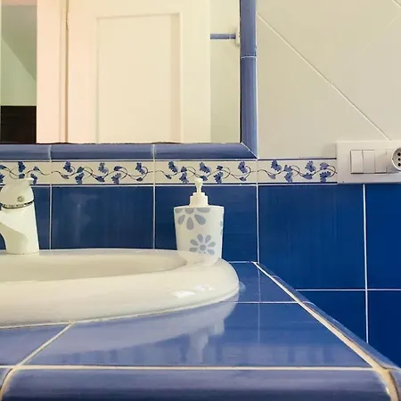 Oda ve Kahvaltı Il Carrubo